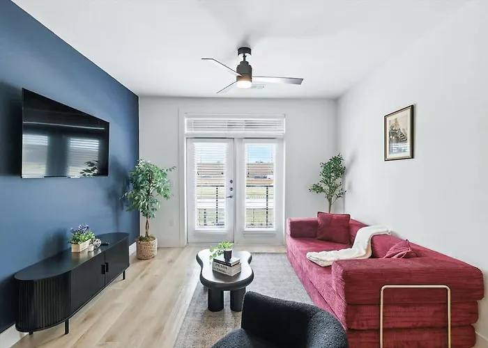 05 Downtown Fw 1br, Luxury Living With Style Pool And Gym