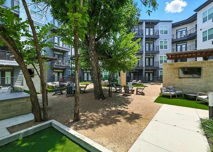05 Downtown Fw 1br, Luxury Living With Style Pool And Gym Appartement